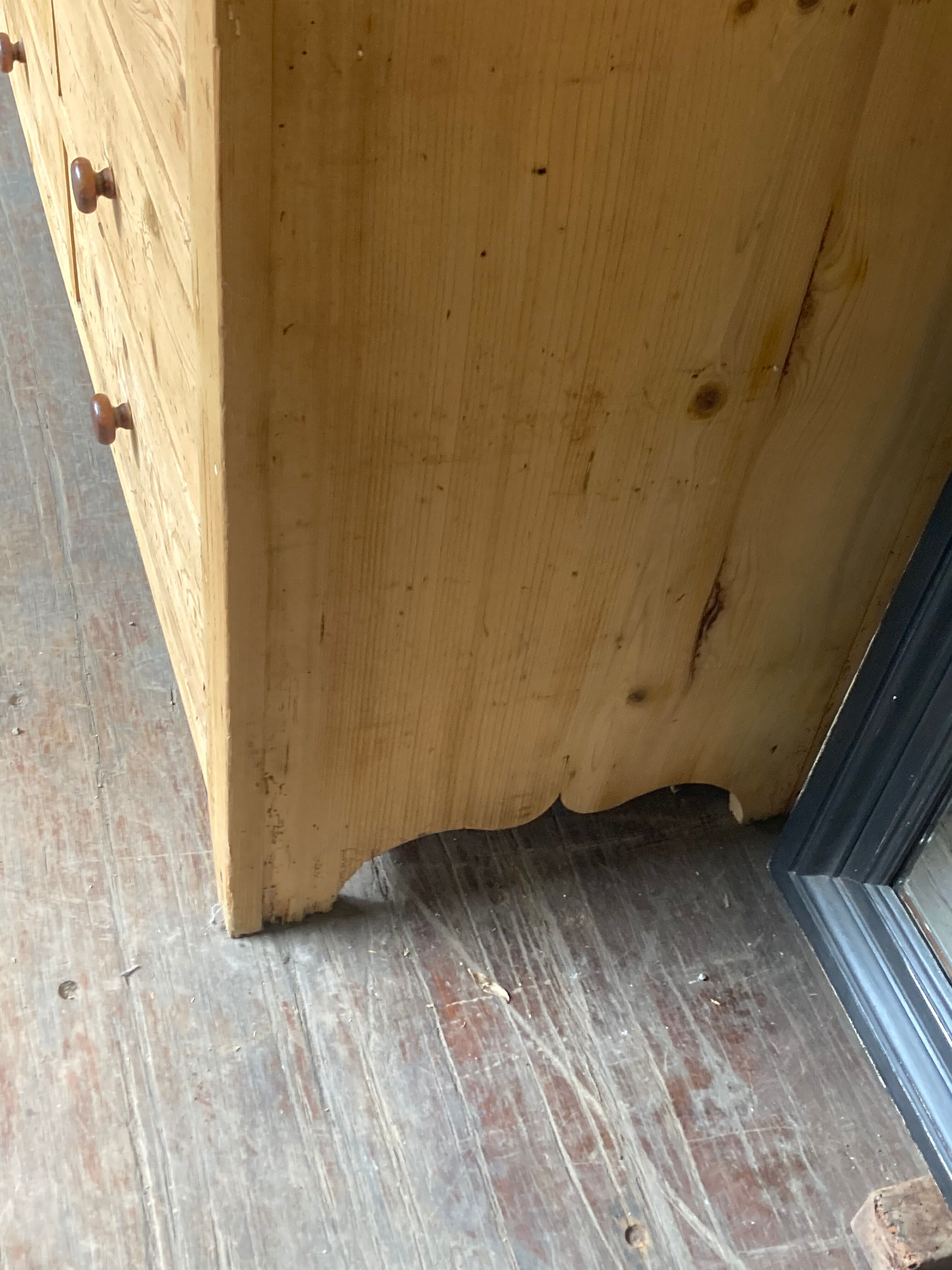 Piece of furniture by trade "haberdashery-hosiery"