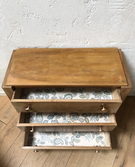 Vintage wood dresser