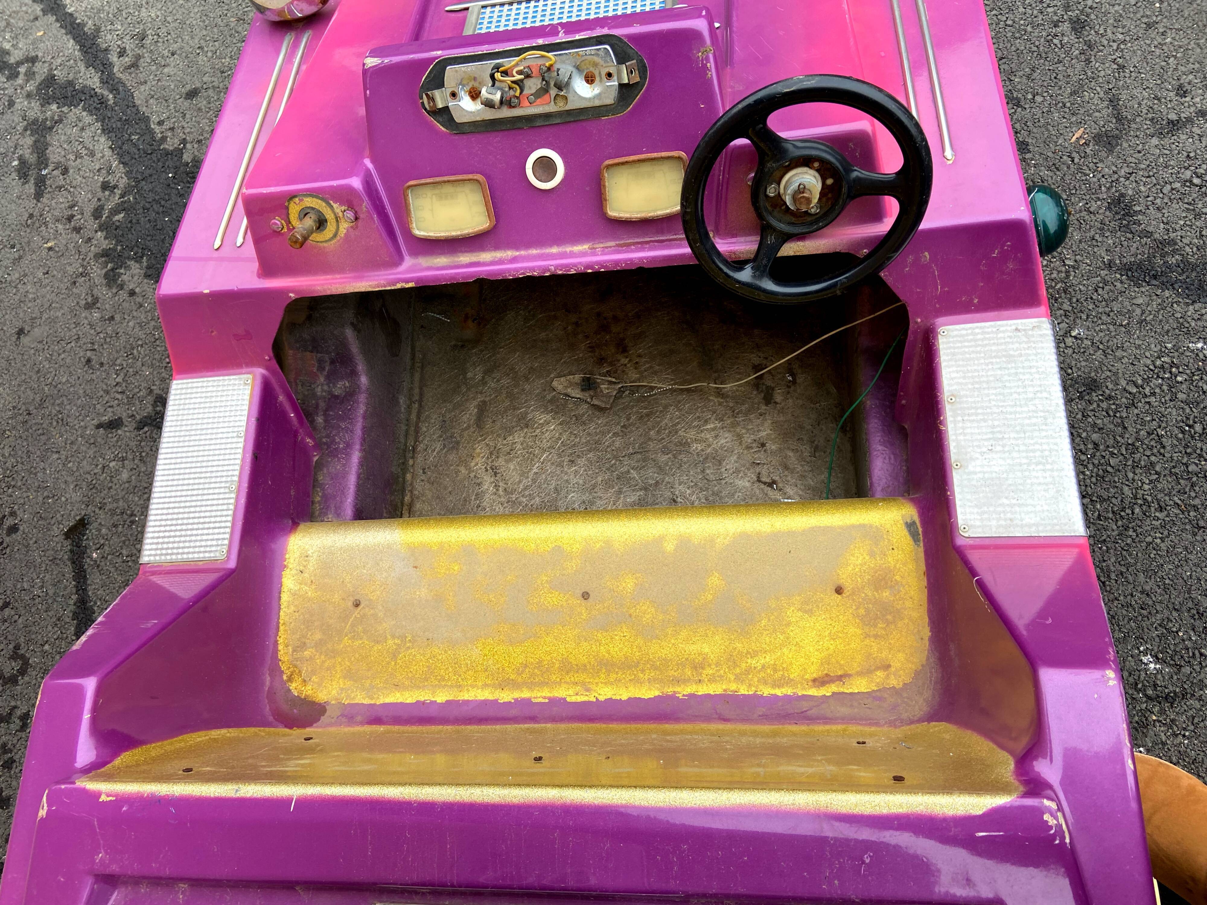 Ride subject - purple car