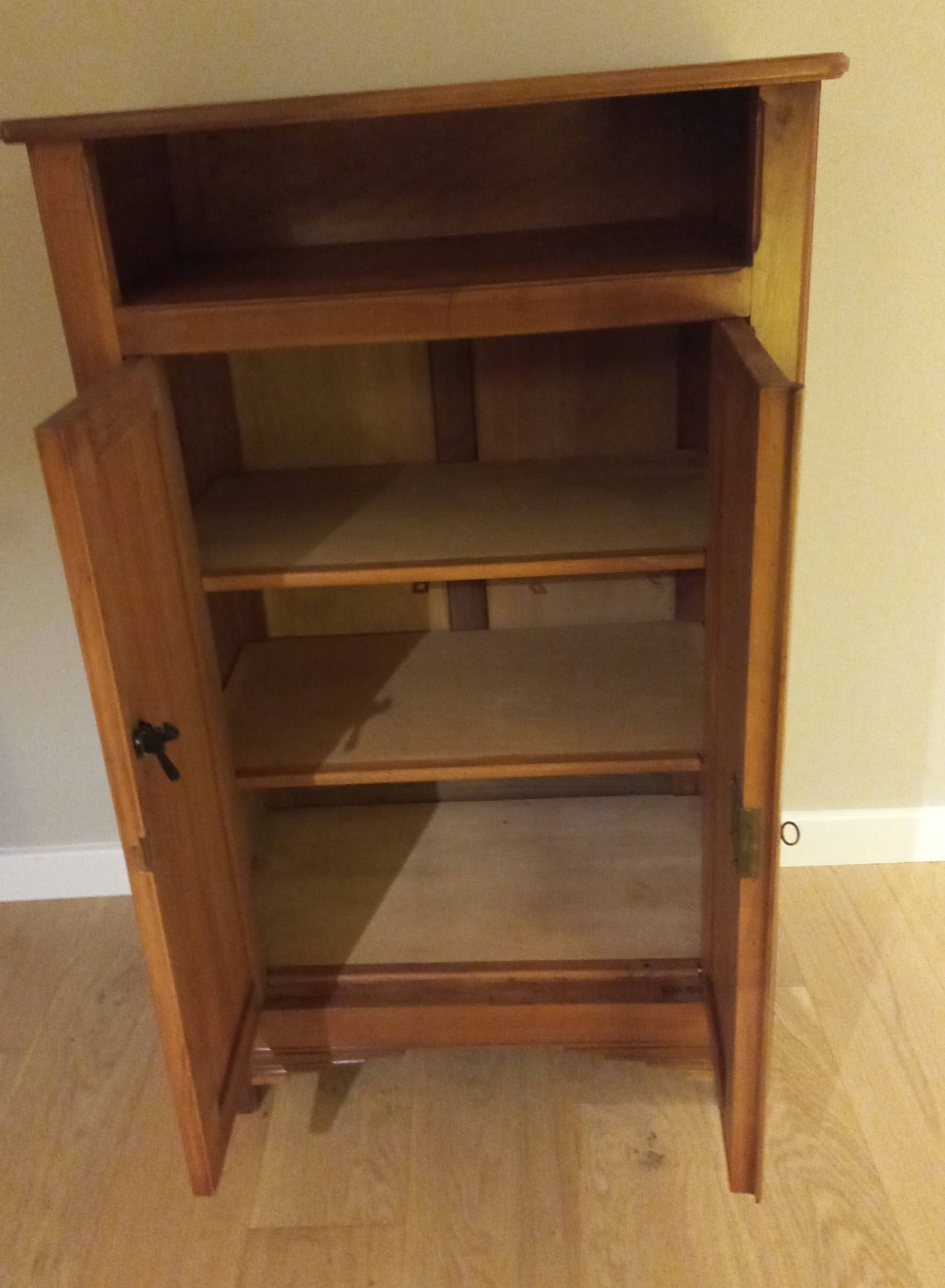 Small table or sideboard in solid cherry wood.