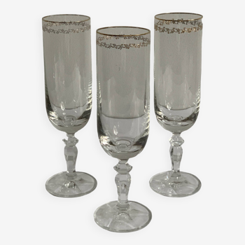 Crystal champagne flutes