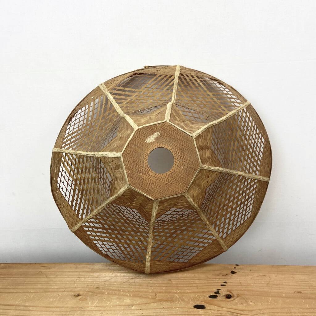Woven Bamboo Lampshade – Japanese Design – Handmade Pendant