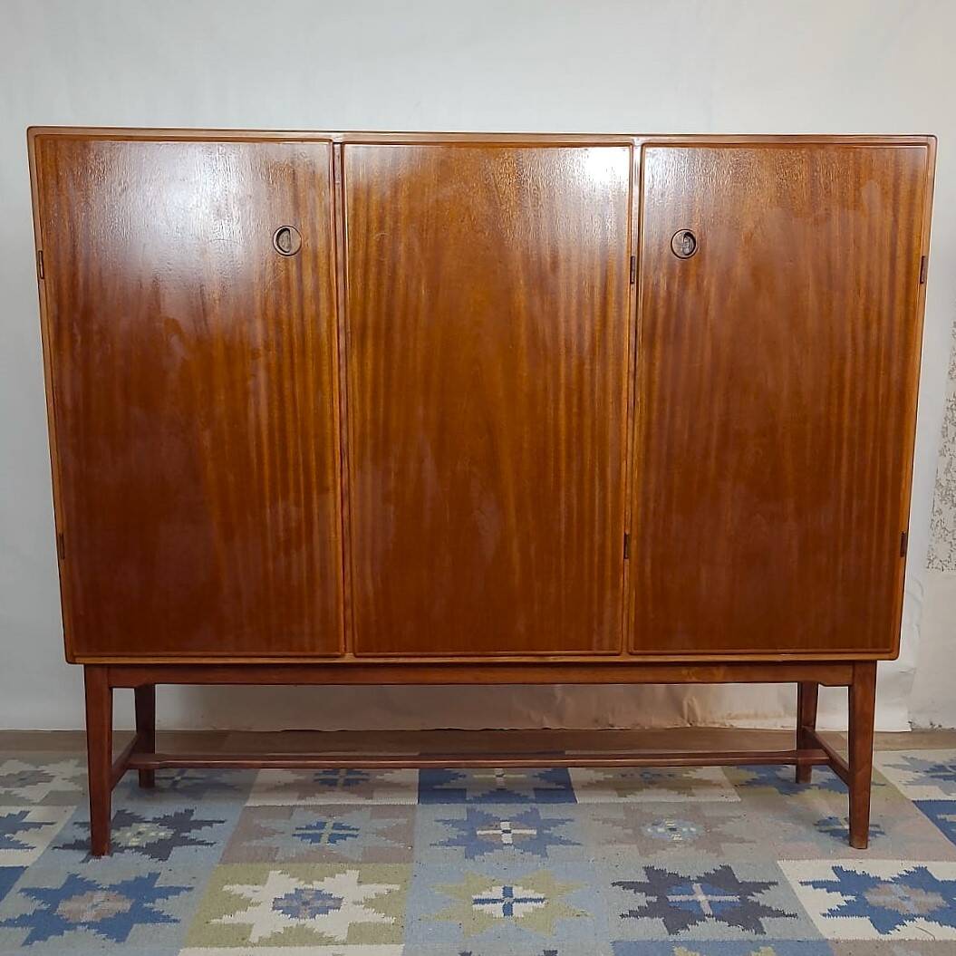 Buffet vintage en acajou avec rangements et tiroirs – Suède, années 1960