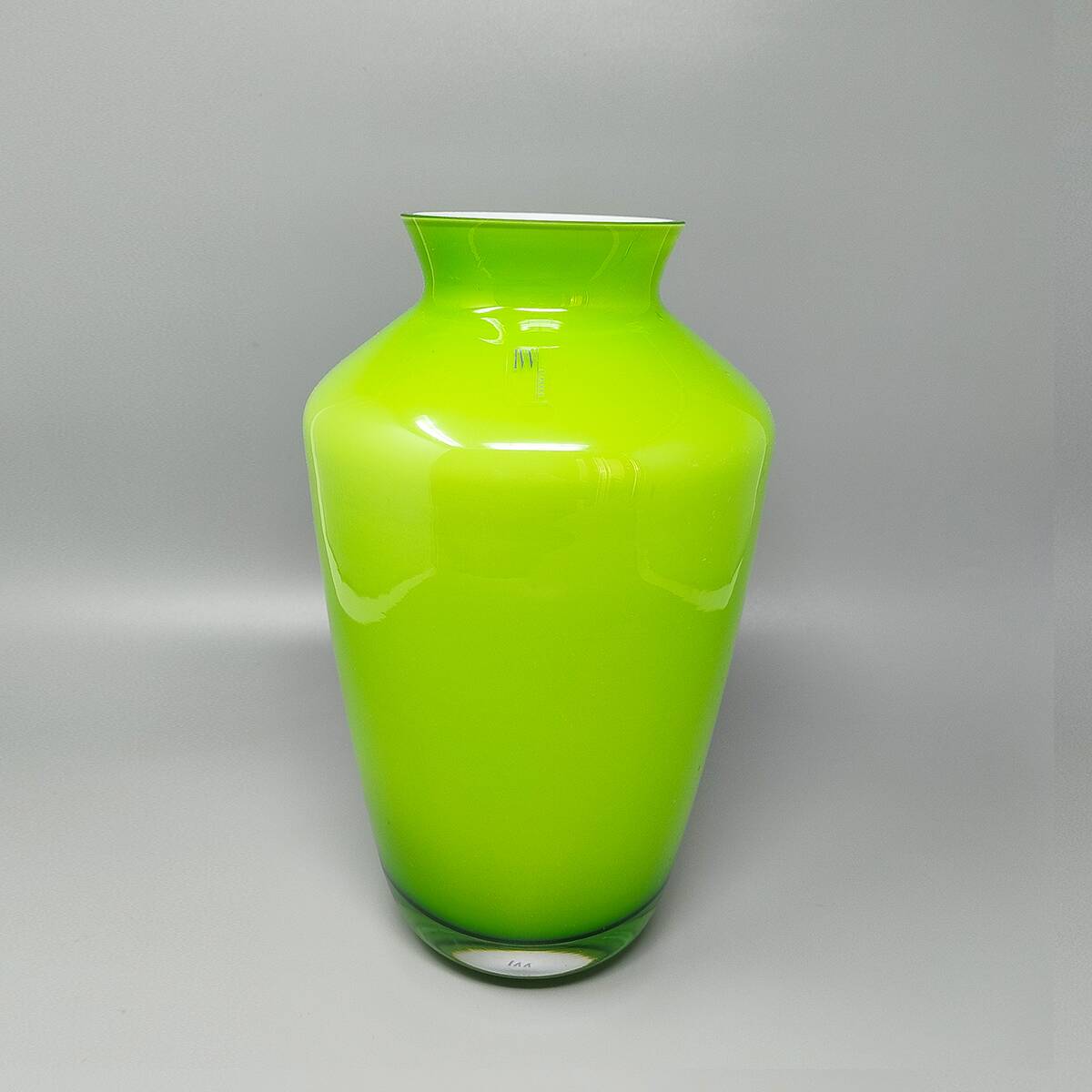 1970s Gorgeous Green Vase by Ind. Vetraria Valdarnese. Made in Italy