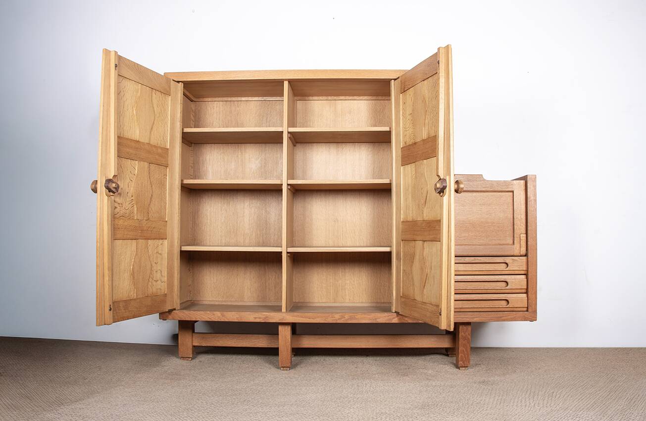 Solid oak buffet and faience, Guillerme and Chambron for your home,