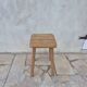 Tabouret ancien en bois massif