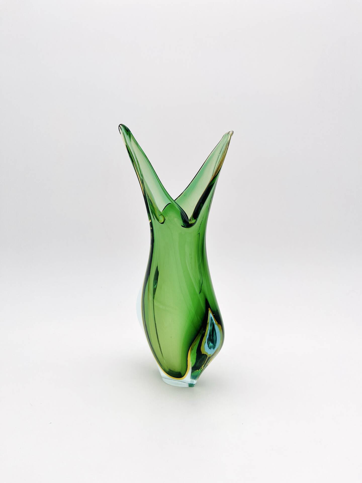 Murano vase Flavio Poli Sommerso Emerald Green Yellow Turquoise 26cm