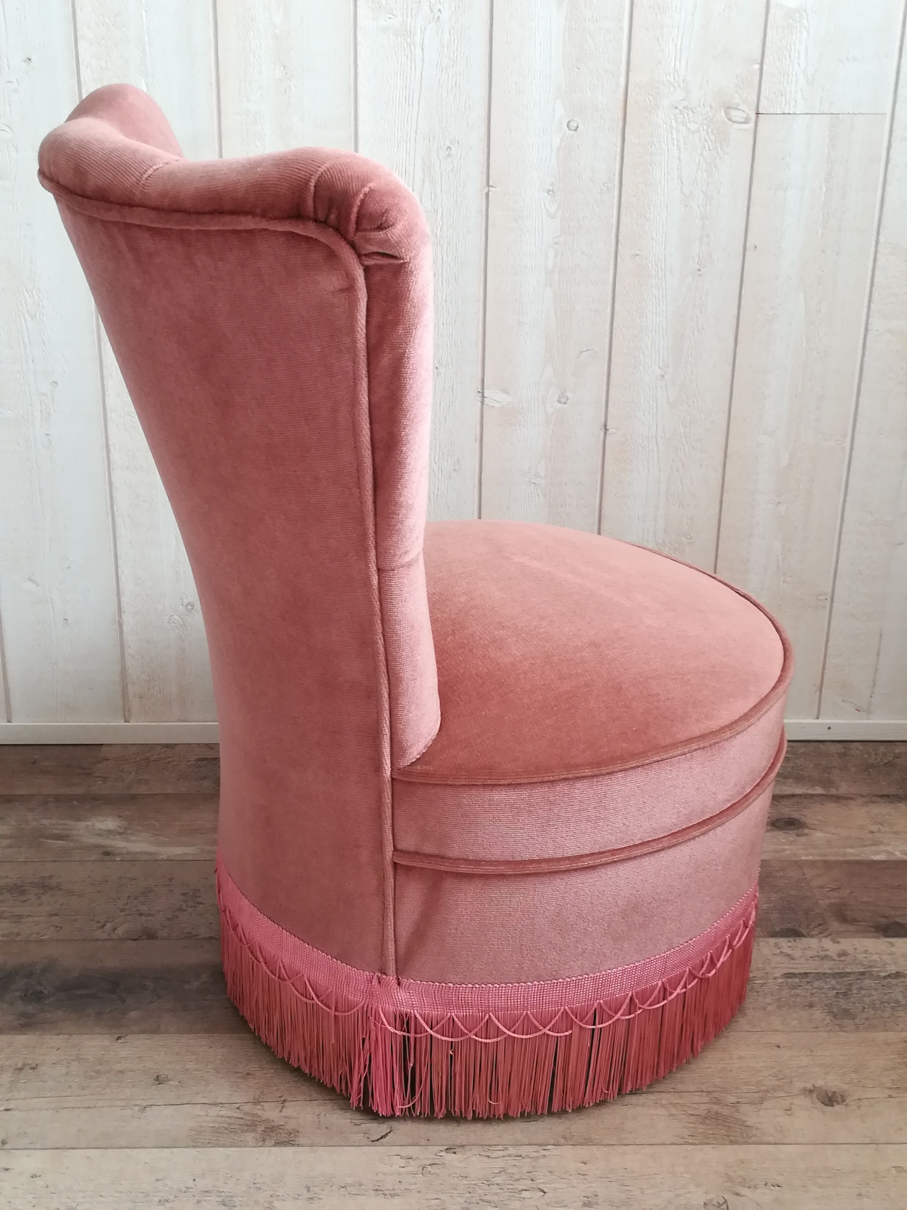 Powder Pink frog armchair