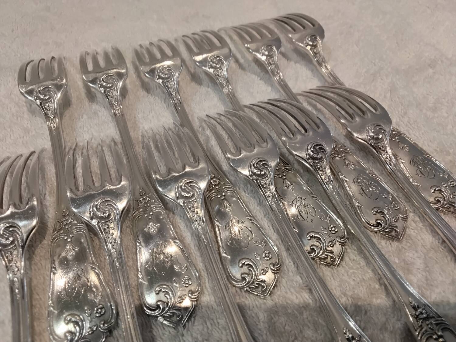 12 silver-plated dessert forks, silversmith Boulenger, LXV semi-rich