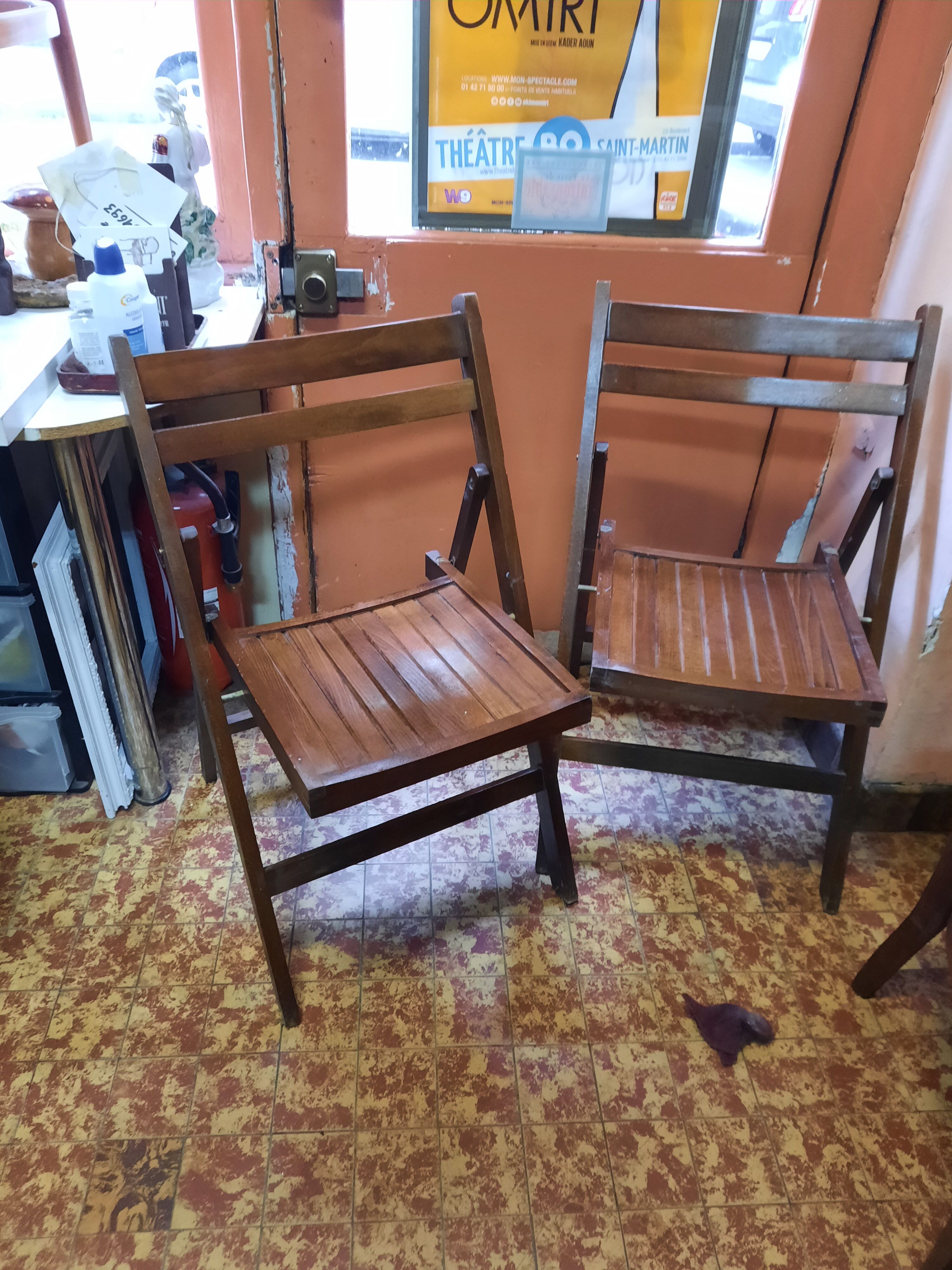 Pair of vintage folding chairs