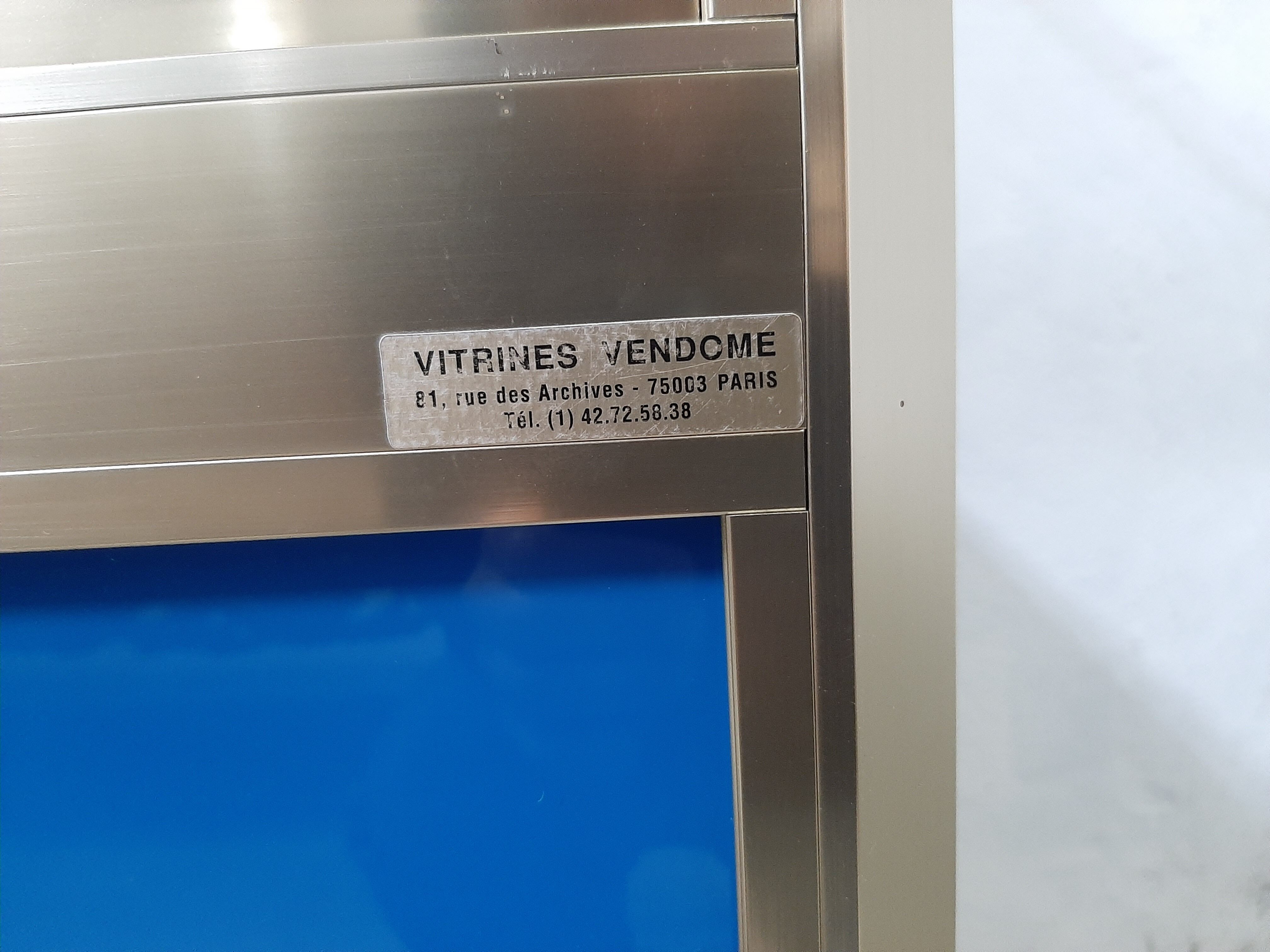 Vendôme jeweler's showcase