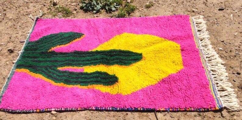 Handwoven Moroccan pure wool rug, size 150 x 250 cm