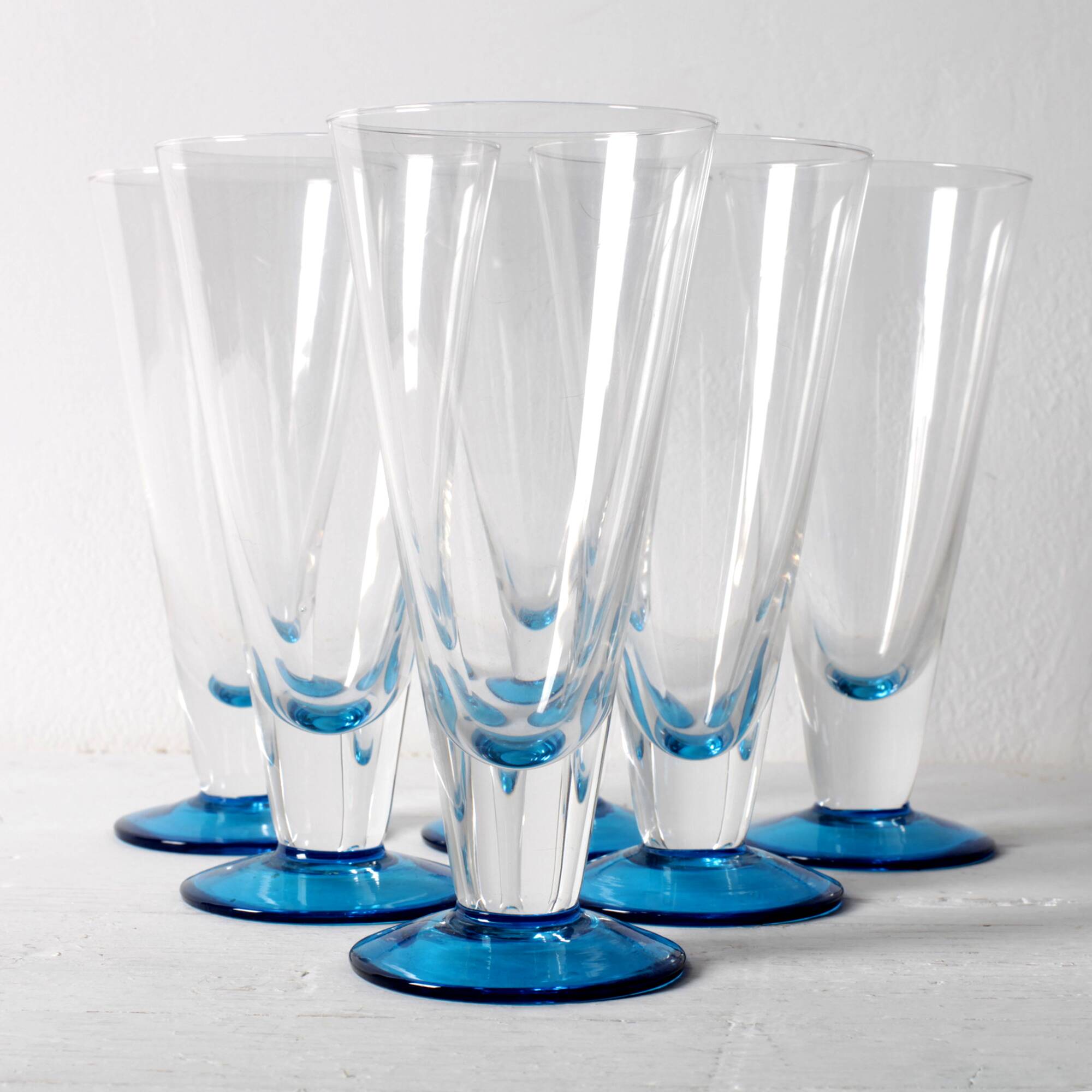 Carafe en cristal italien du milieu du siècle et ensemble de verres à tige bleue, Toscana 1970