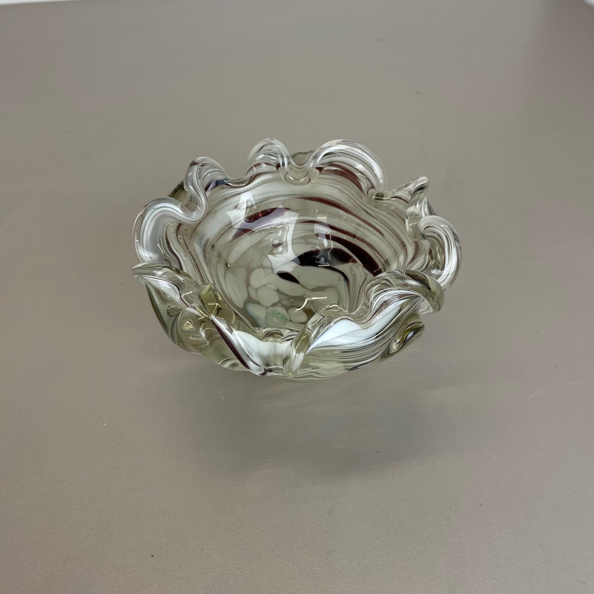 Murano Glass 1,1kg "FLORAL" Bowl Element Shell Ashtray Murano, Italy 1970s
