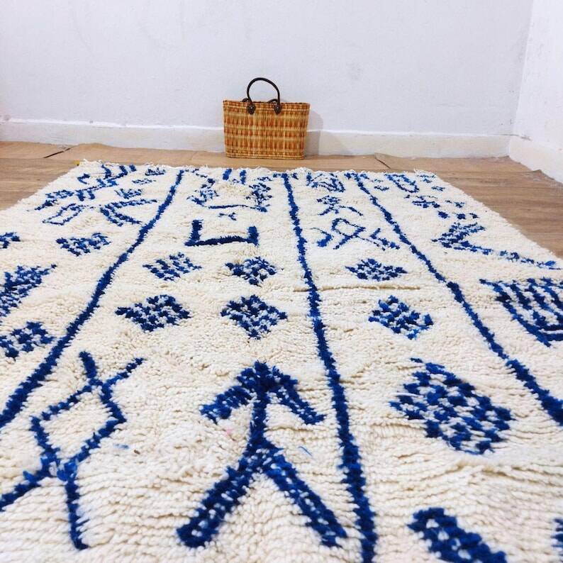Berber Moroccan wool rug 270cm x 140cm