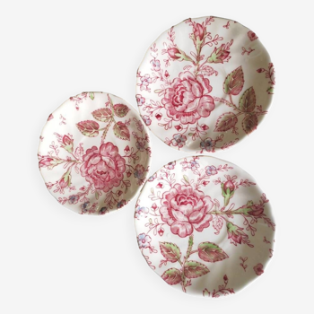 3 coupelles en porcelaine rose modèle "Chintz"