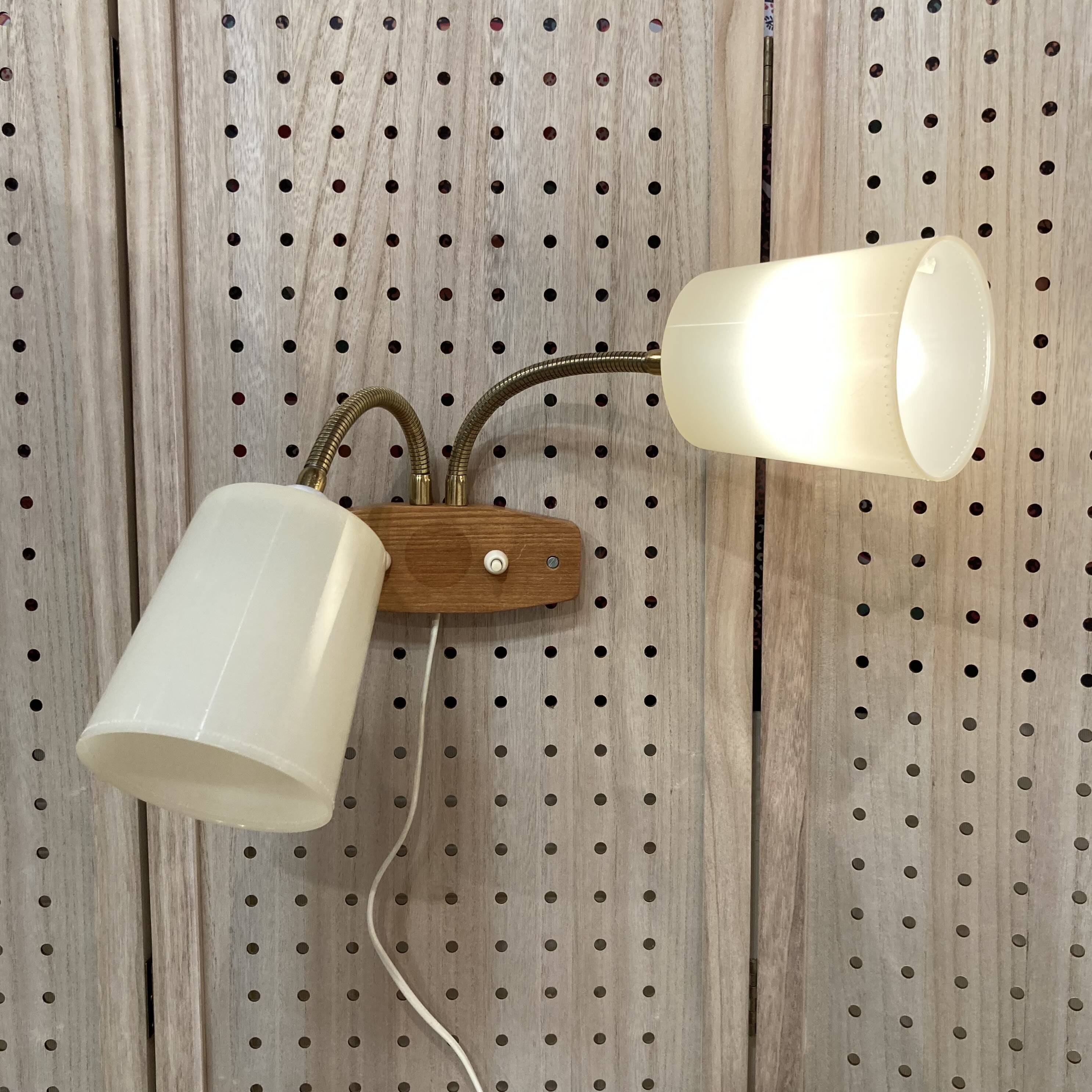 Grande applique double "design 1950".