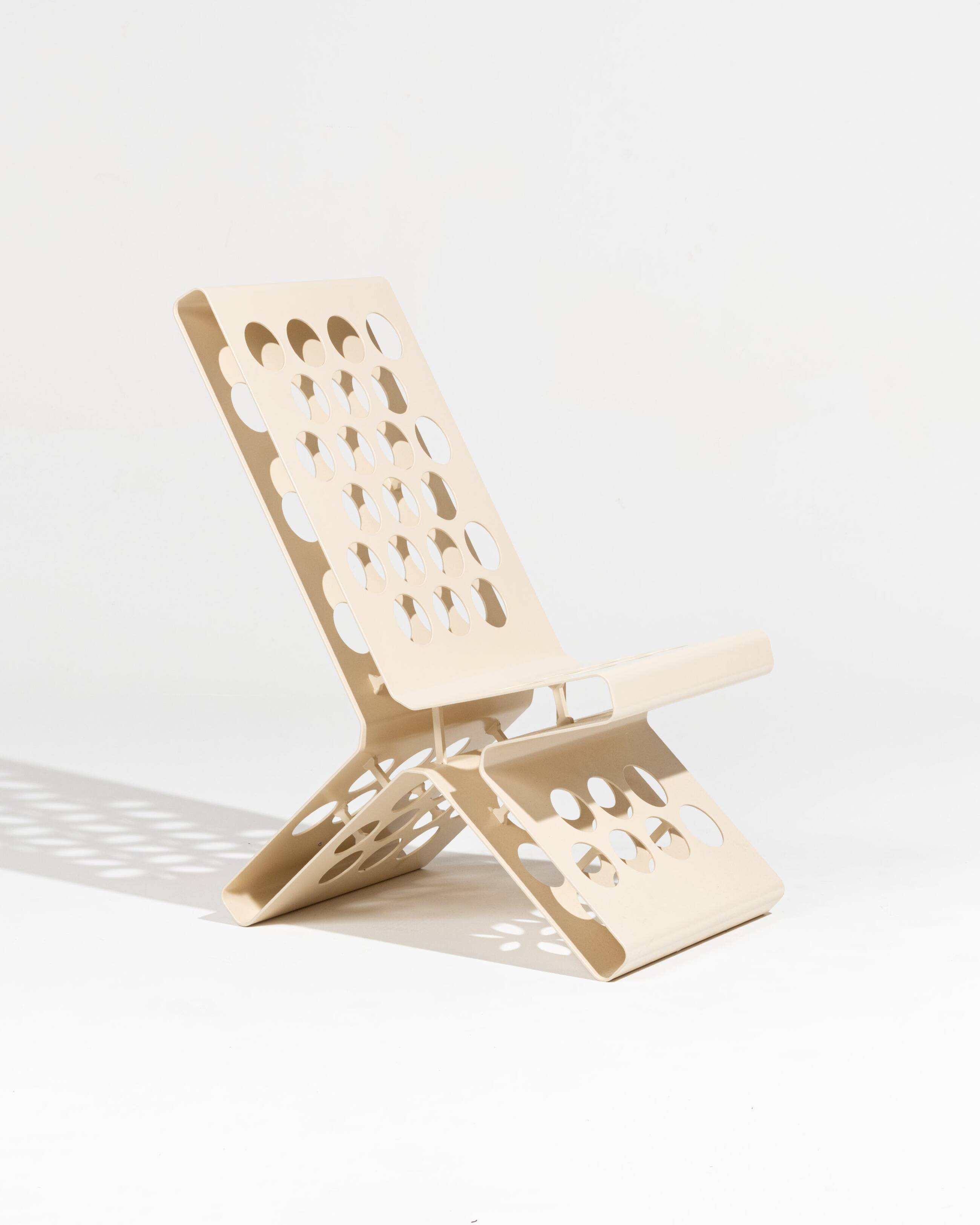 "DKR" CHAIR