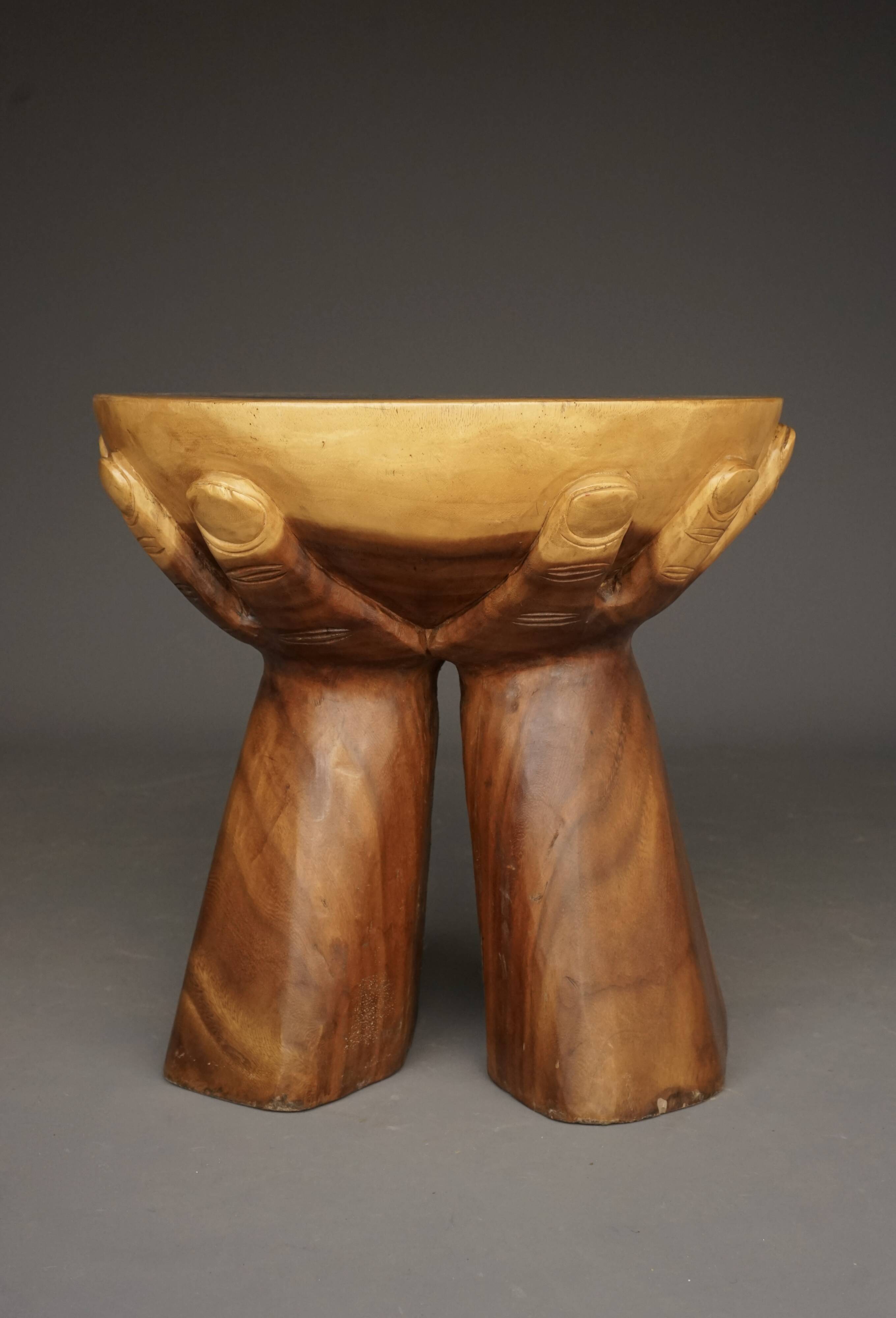 Table à manger vintage en bois massif. Années 1970