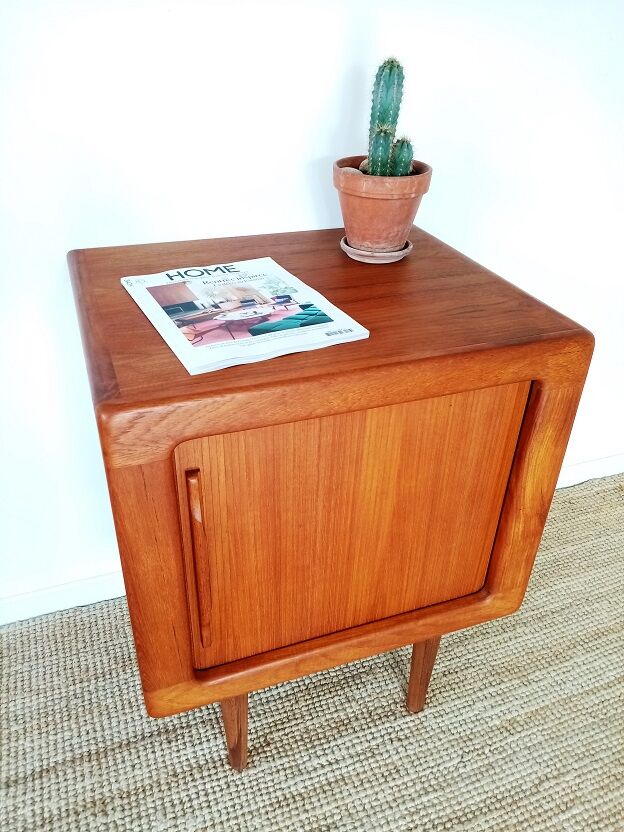 Paire de chevets scandinave en teck à rideau