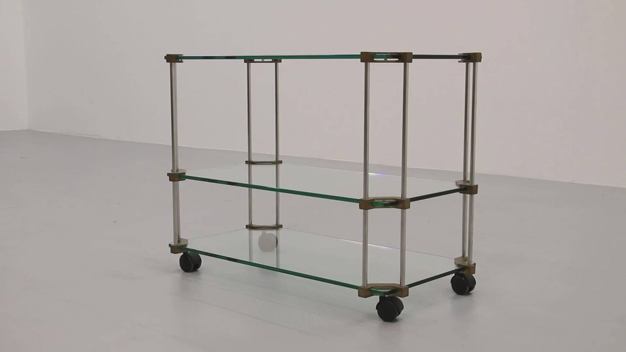 Peter Ghyczy Apart trolley – Iconic 1970s European design
