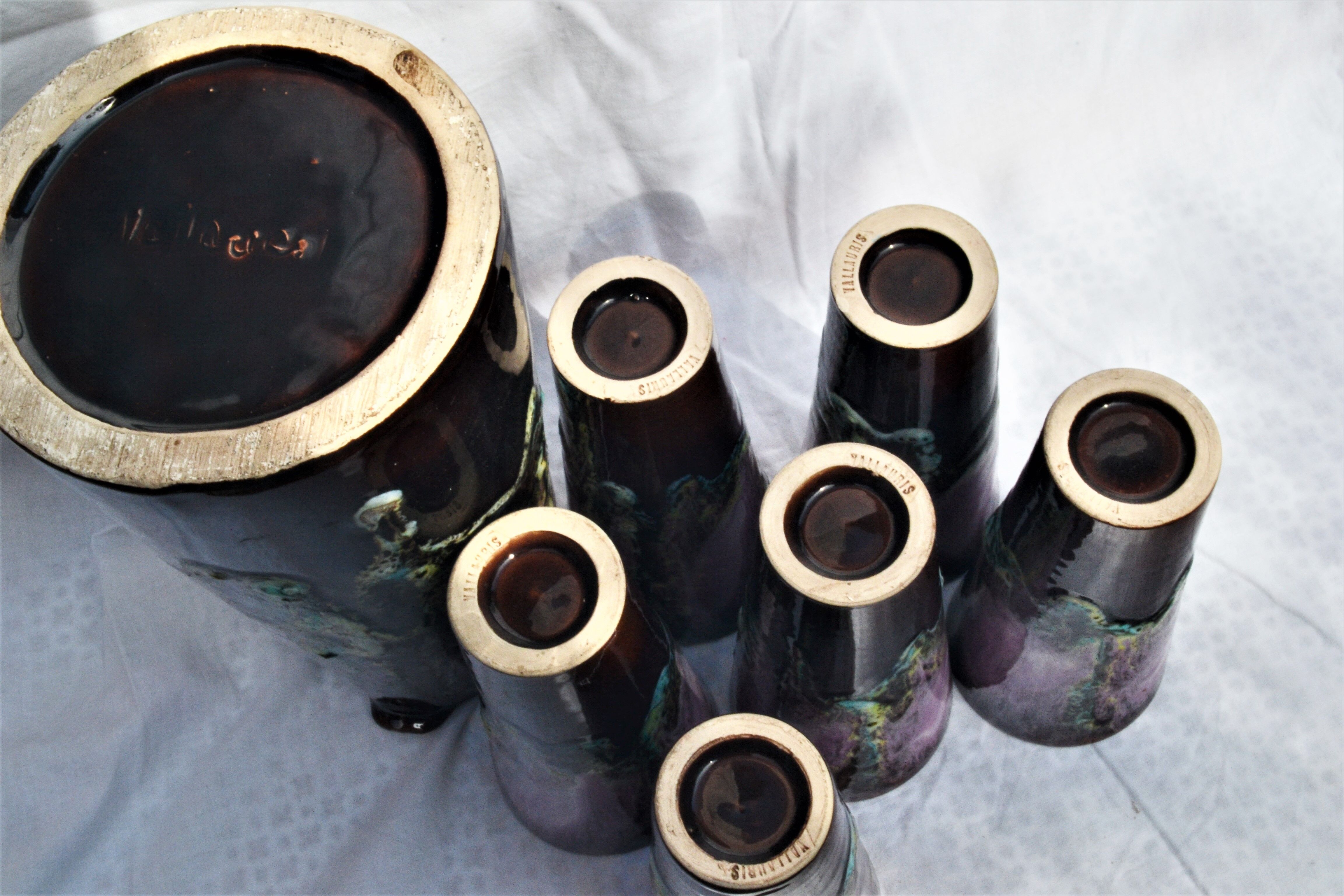 Carafe and six Vallauris glasses