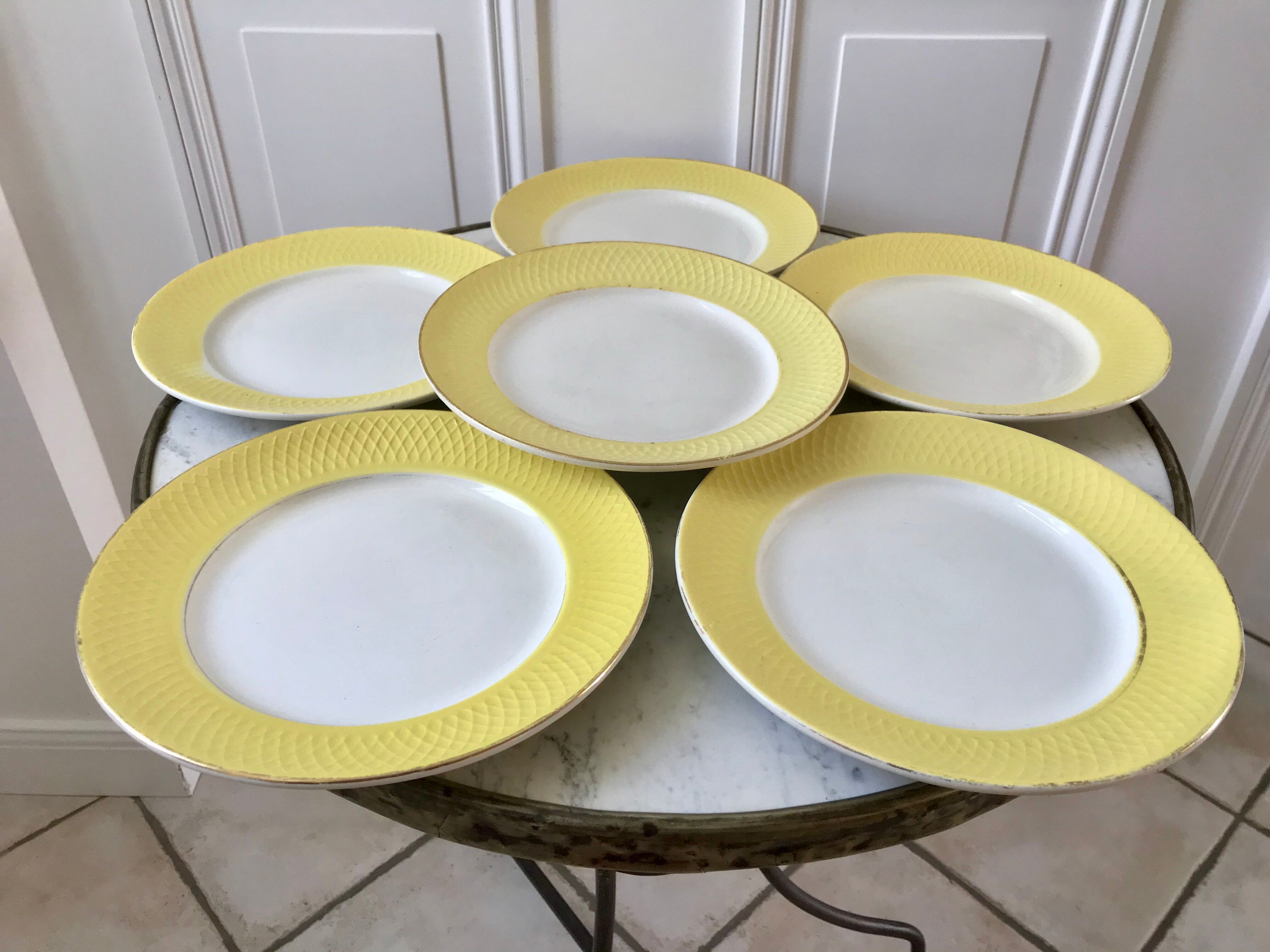 set of 6 flat plates Moulin des Loups textured canary yellow 50s