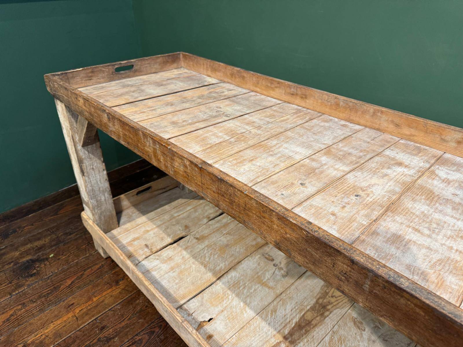 Craft table