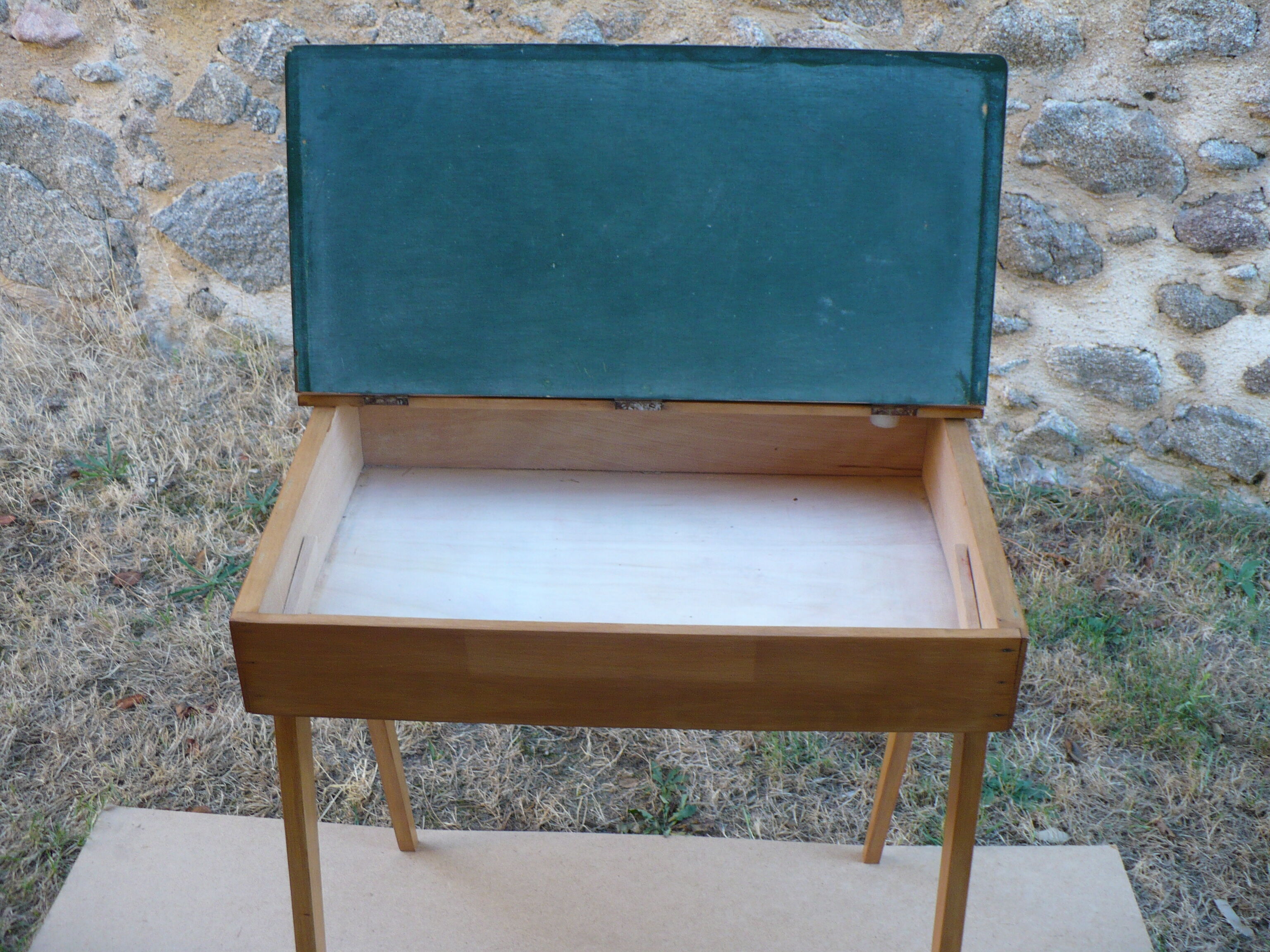 Old desk for children