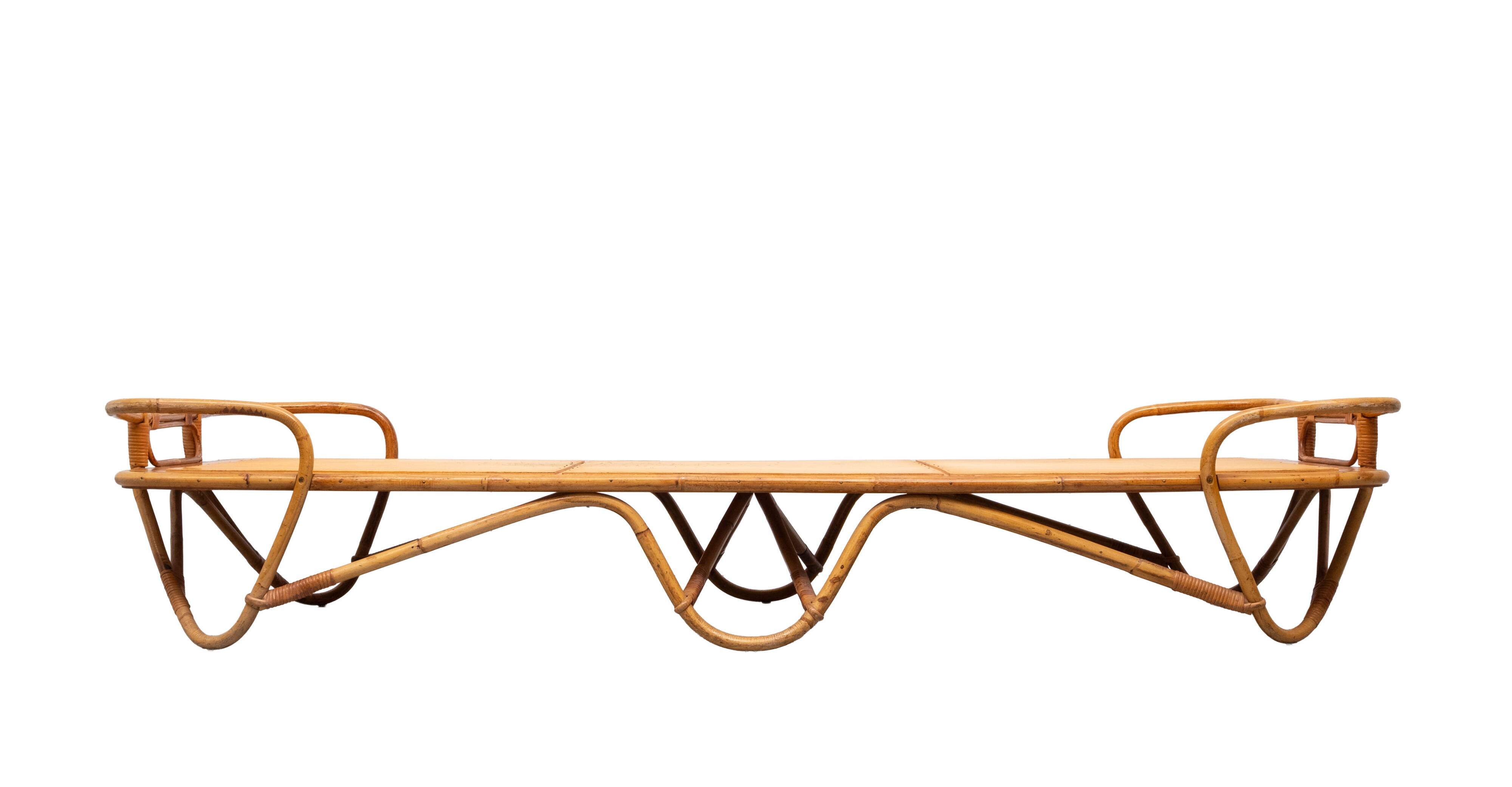 Rohé daybed rattan bed rotan Noordwolde 1950s Holland