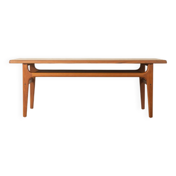 Mid-century coffee table in teak by Niels Bach A/S (1960s)