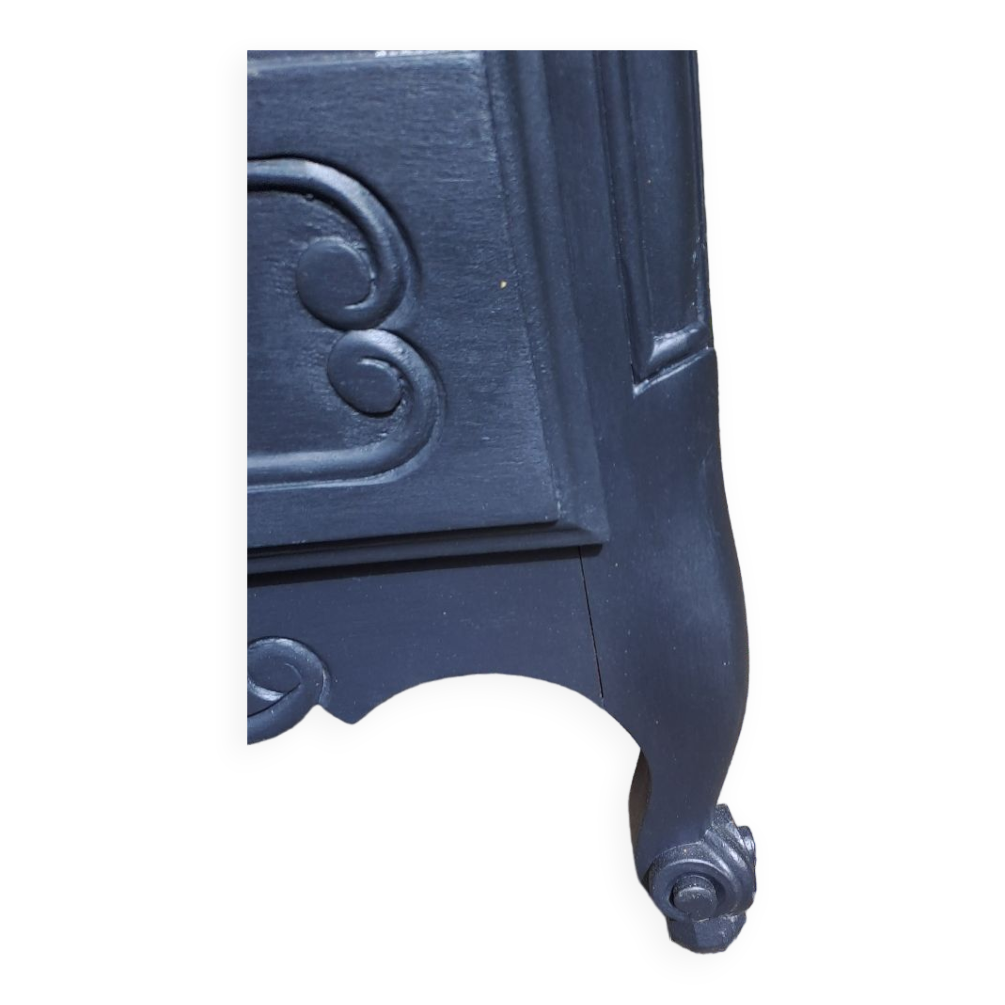 Painted Louis XV style chest of drawers