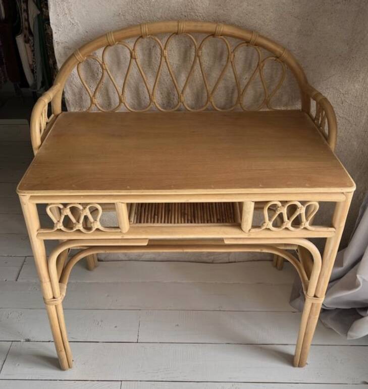 12 rattan desks for Pauline Pro