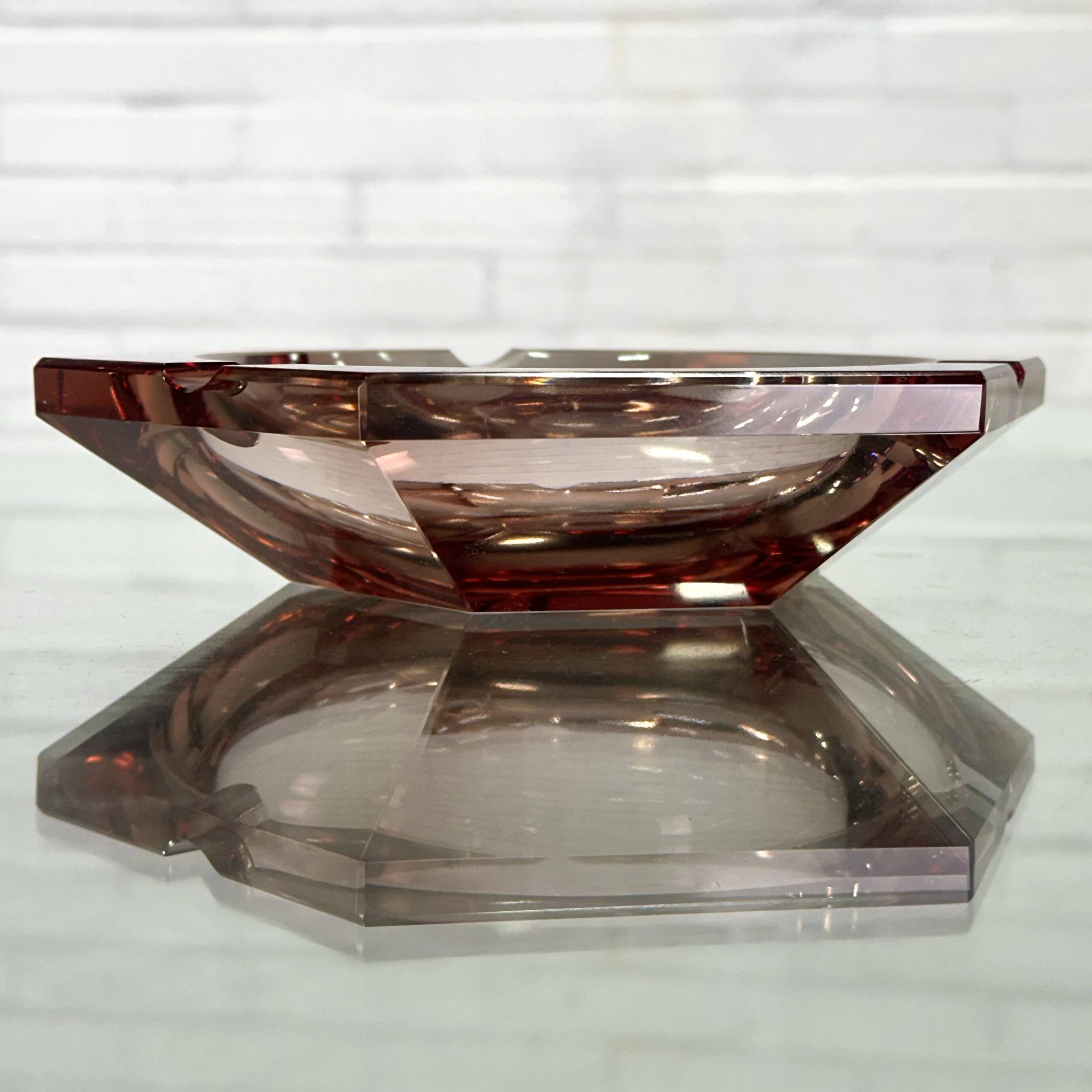 Cendrier carré en verre de Murano rose
