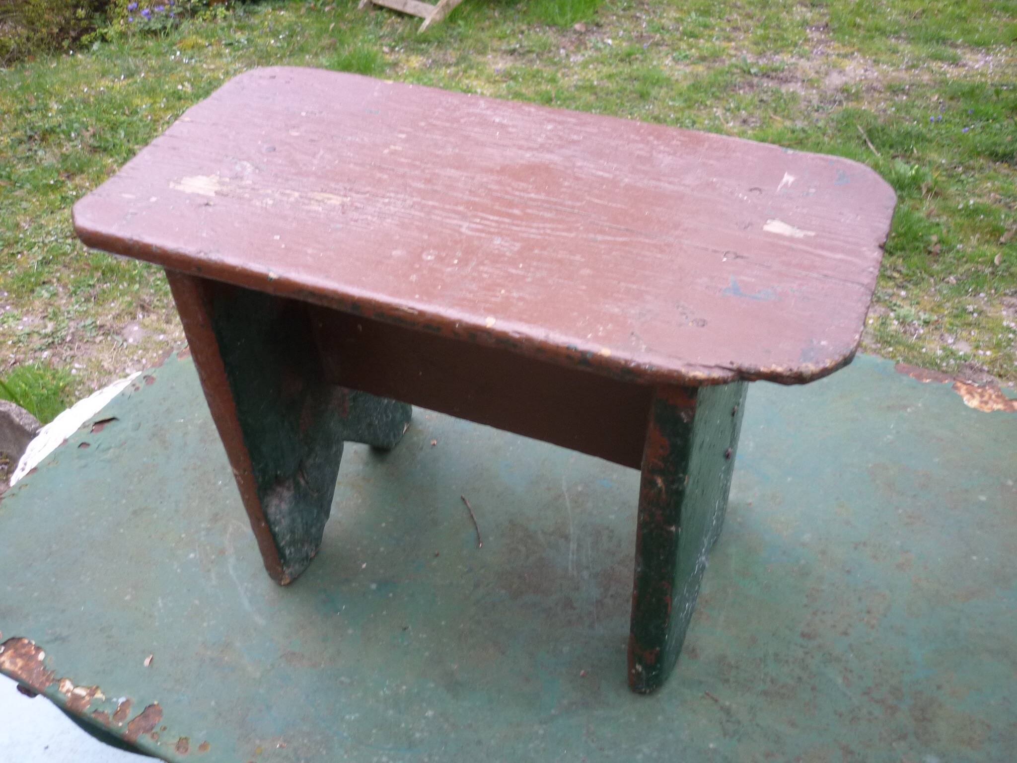 Vintage brutalist farmhouse stool bench
