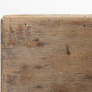 Tabouret bas en bois peint de forme rustique, France vers 1900