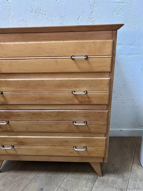Vintage 1960s chest of drawers