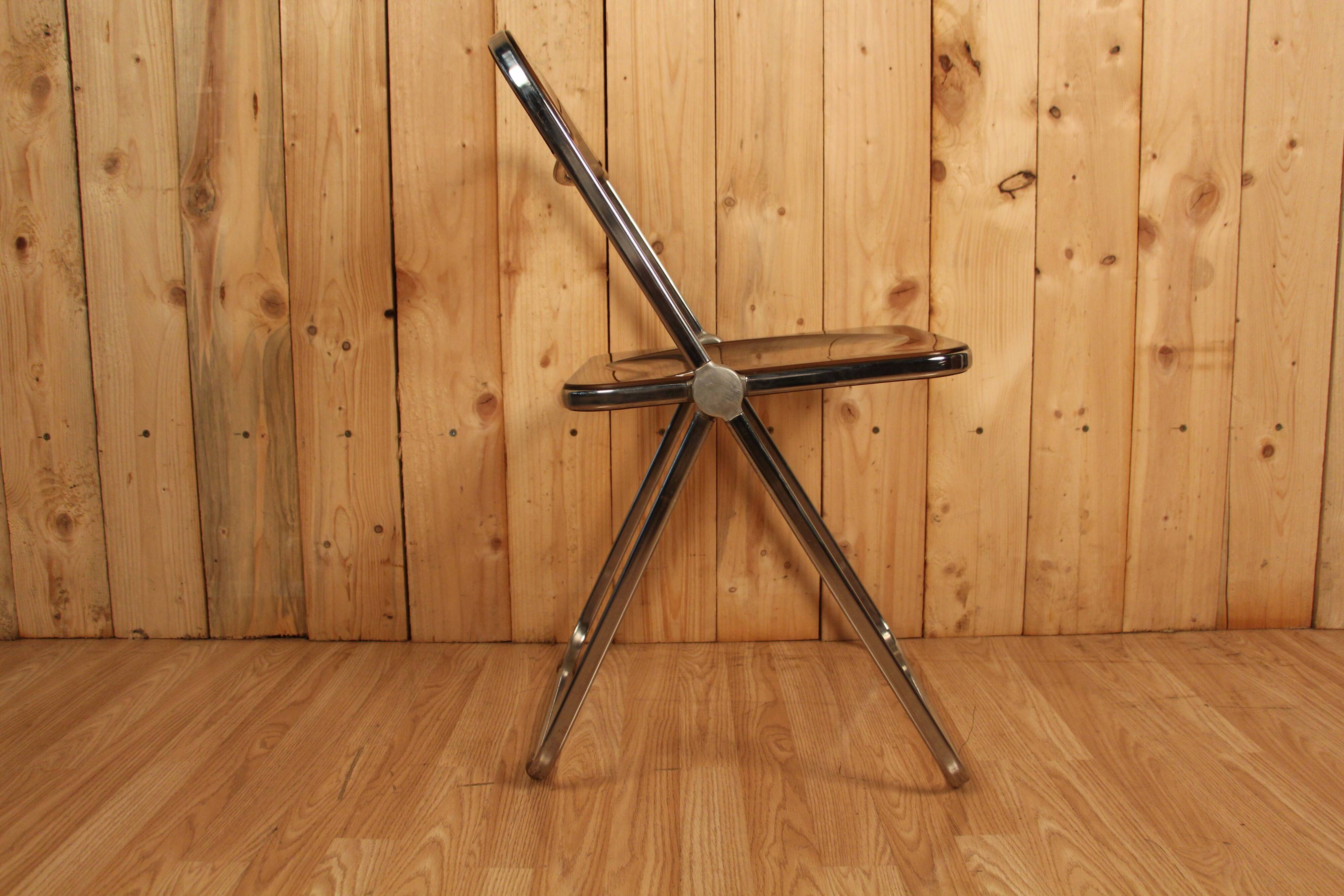 Giancarlo Piretti folding chair