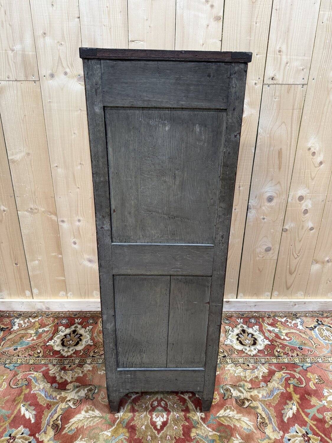Cabinet - Bonnetière in marquetry in Transition style