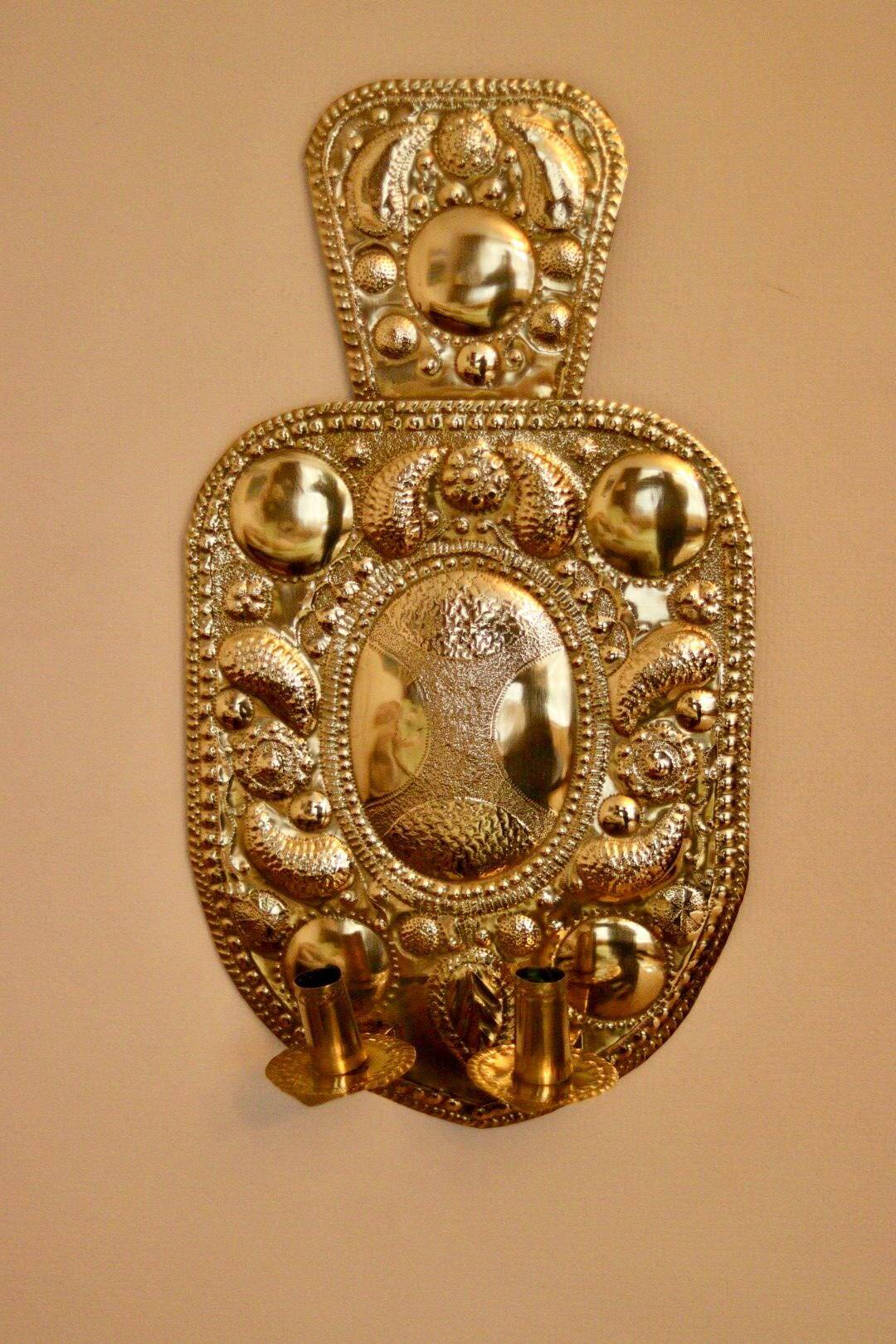 Grande applique murale suédoise en laiton du milieu du siècle