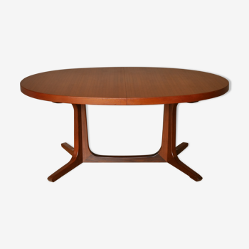 Baumann 60 years extendable oval table