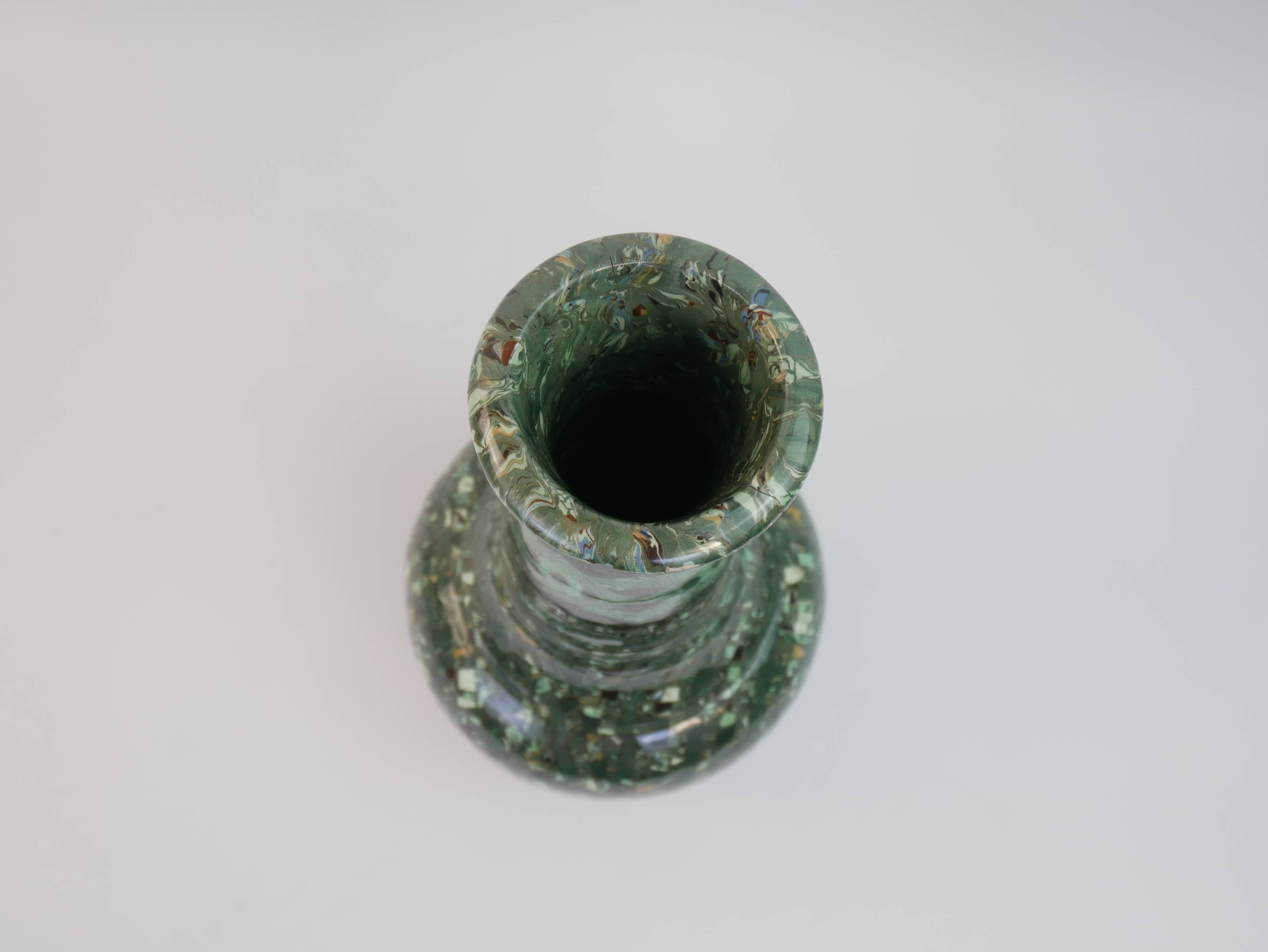 Grand vase en céramique terre-mêlée verte de Jean Gerbino Vallauris