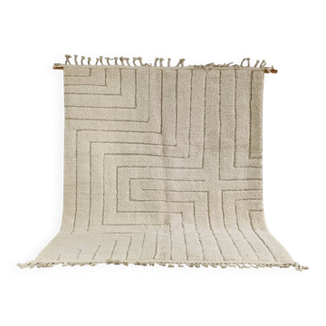 Large Beni Ouarain rug, 290 x 220 cm