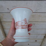 Opaline vase patterns in red grisaille Boar Hunt
