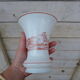 Vase en opaline motifs en grisaille rouge Chasse au Sanglier