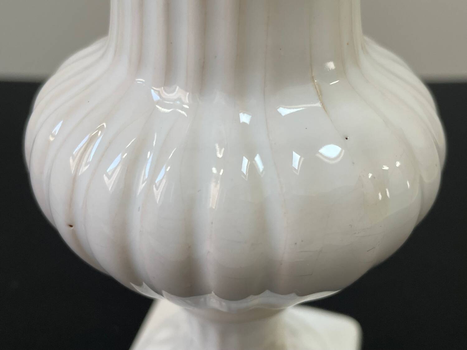 Small Medici style vase