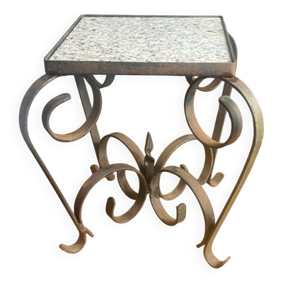 Table d’appoint  en fer forgé et marbre