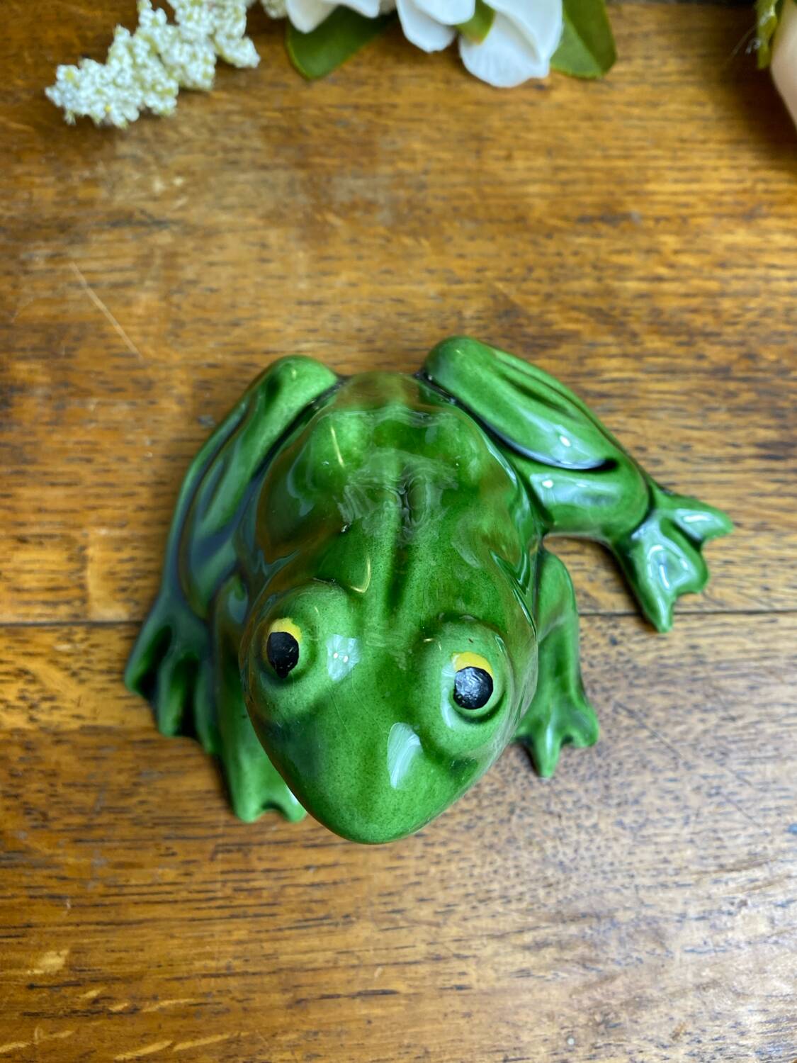Glazed ceramic frog