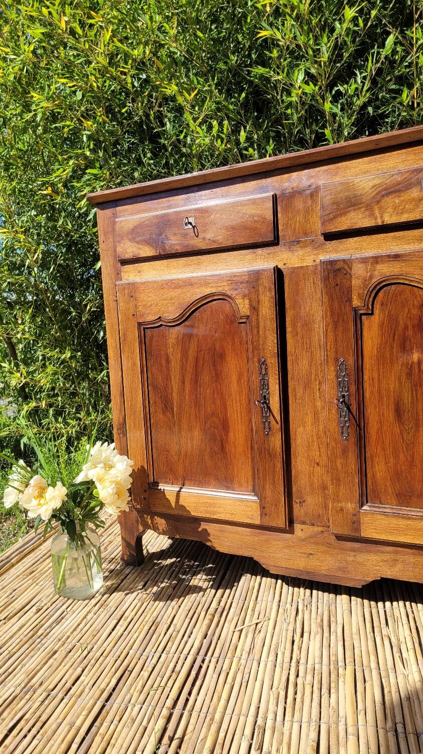 Large Louis XV country sideboard in walnut