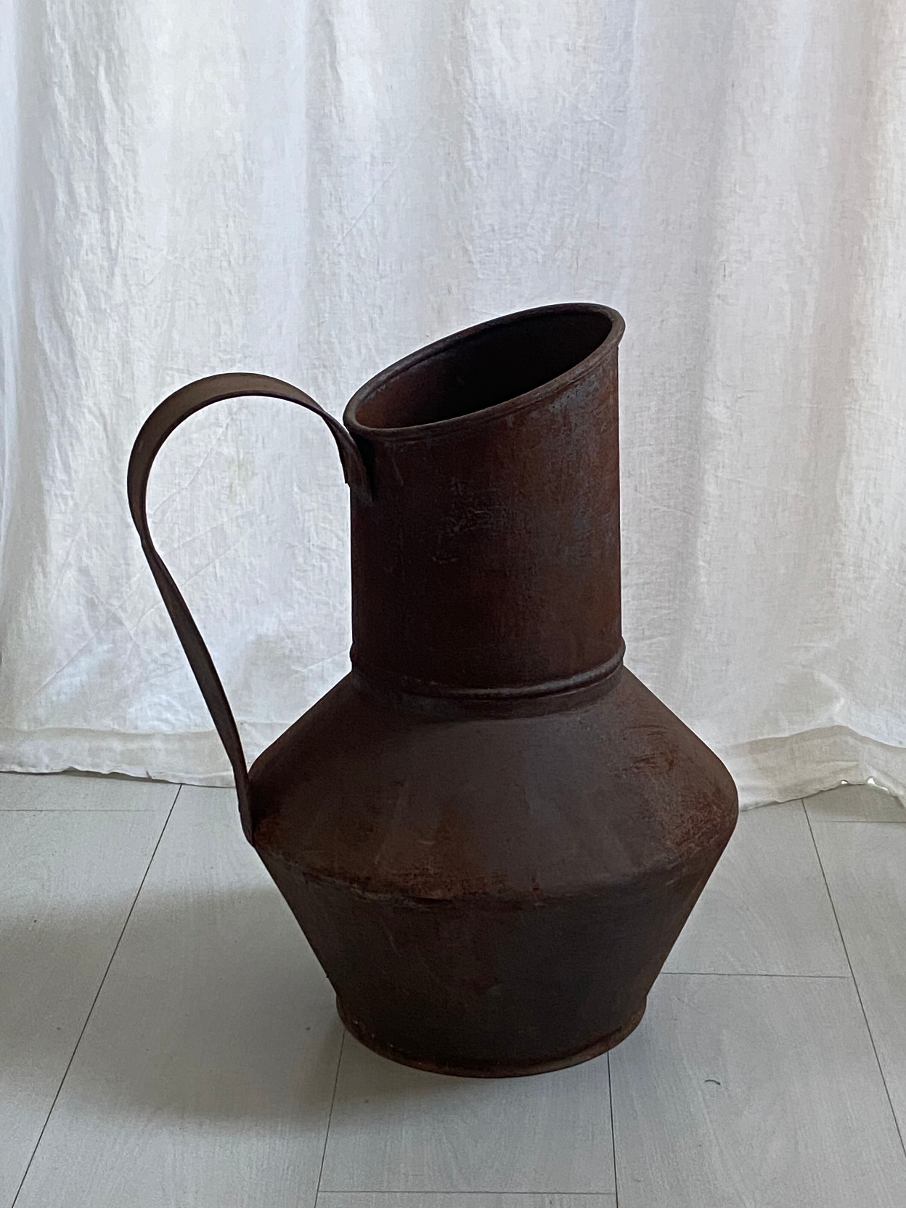 Metal watering can, garden pot 50s